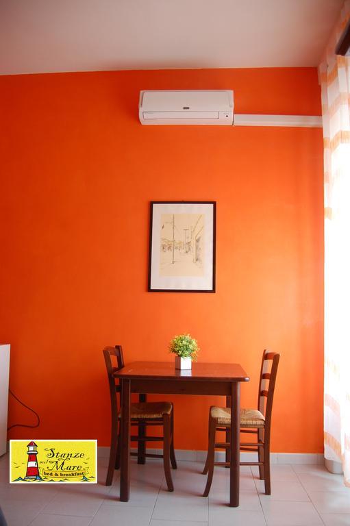 Stanze Sul Mare Bed & Breakfast Salerno Bagian luar foto