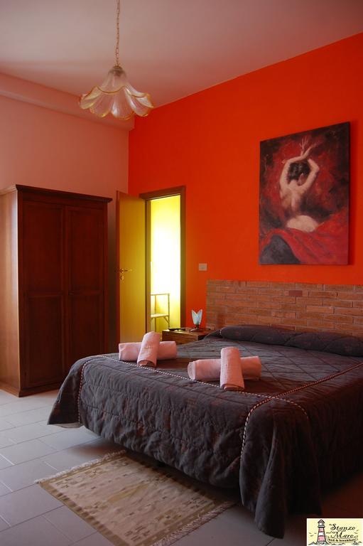 Stanze Sul Mare Bed & Breakfast Salerno Bagian luar foto